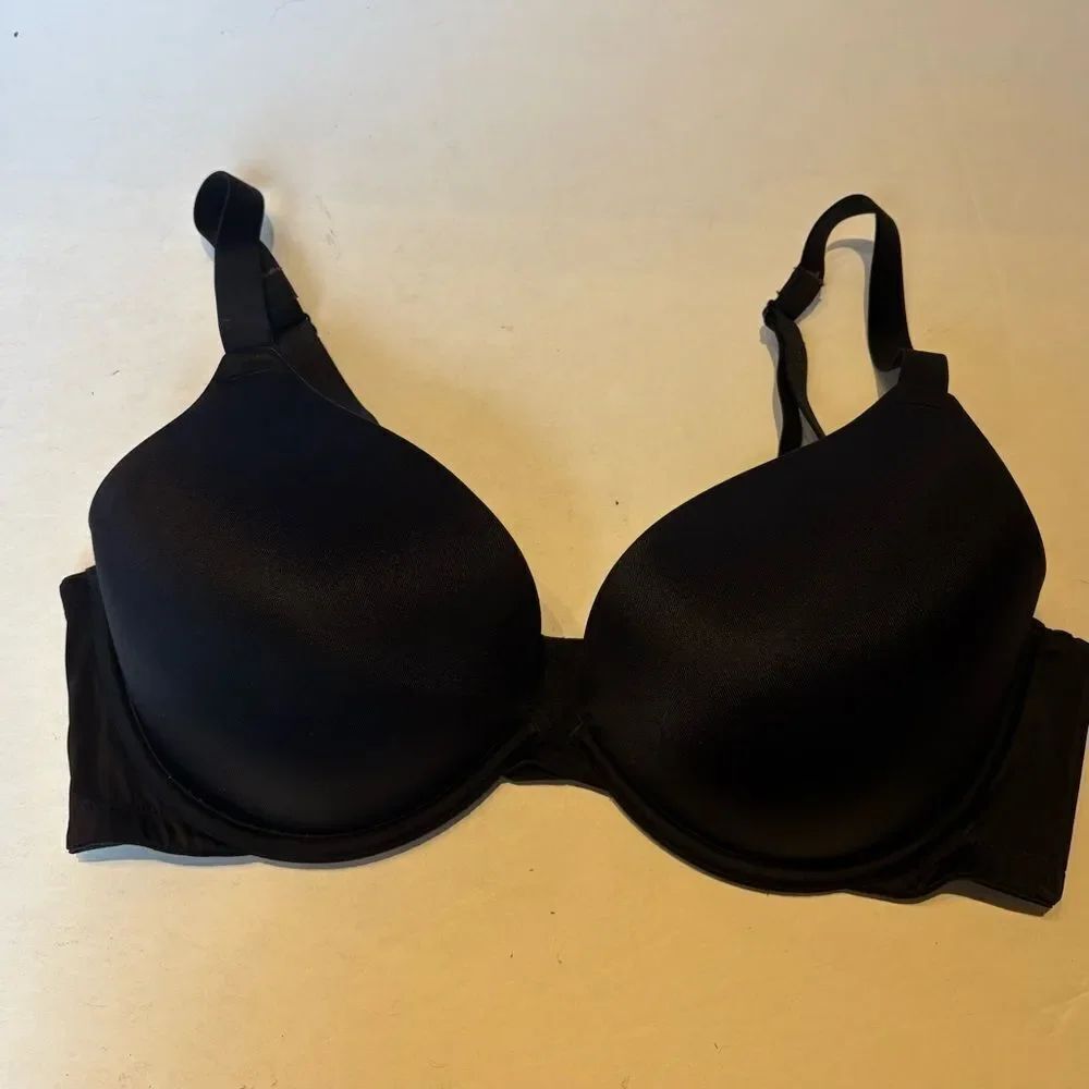 Ambrielle Black Full Figure Plunge Bra with Underwire Padded 38DD